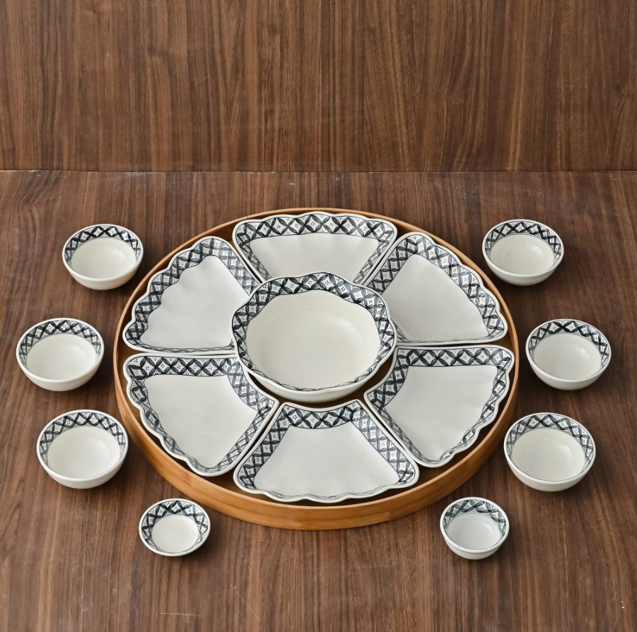 Top 3 bộ bát đĩa hoa mặt trời sang trọng